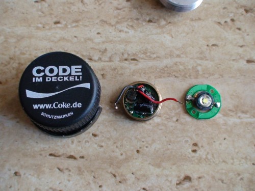 Hier noch die ksq die eingebaut ist. Die die im Shop angeboten werden sind glaube ich nicht so klein. Ne 1000ma ksq wär schon cool. --> mehr licht. Gibts denn so kleine irgendwo?