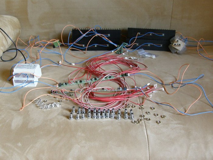 P6080255.jpg (123.77 KiB) 43621 mal betrachtet Das kommt unter die Decke