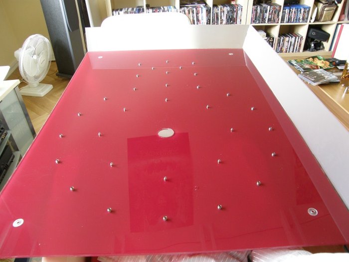 P6090262.jpg (78.38 KiB) 43611 mal betrachtet Die Fassungen werden eingeschraubt.